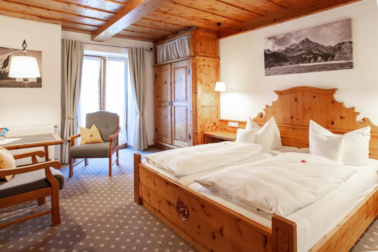 Gaestehaus Sonnenheim Mittenwald Exterior foto
