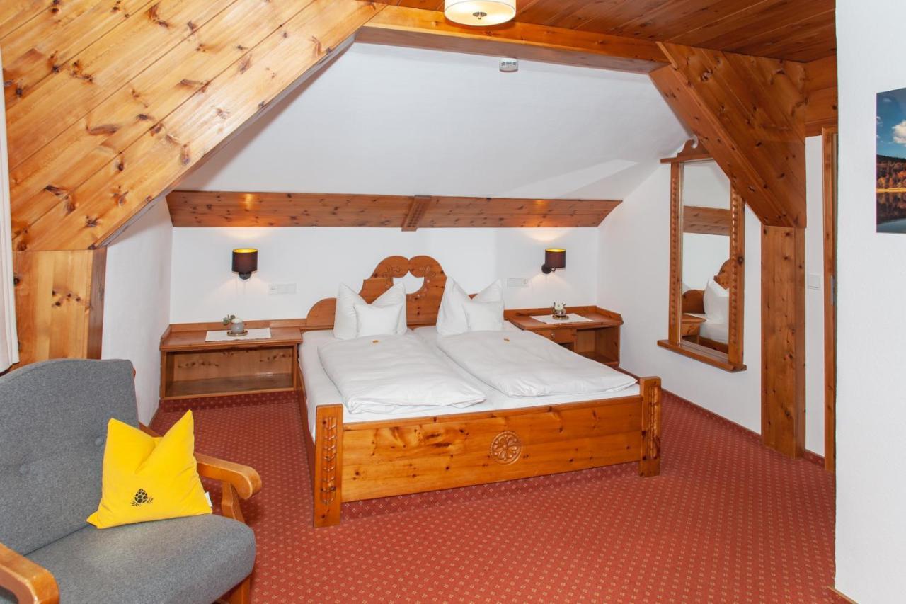 Gaestehaus Sonnenheim Mittenwald Exterior foto